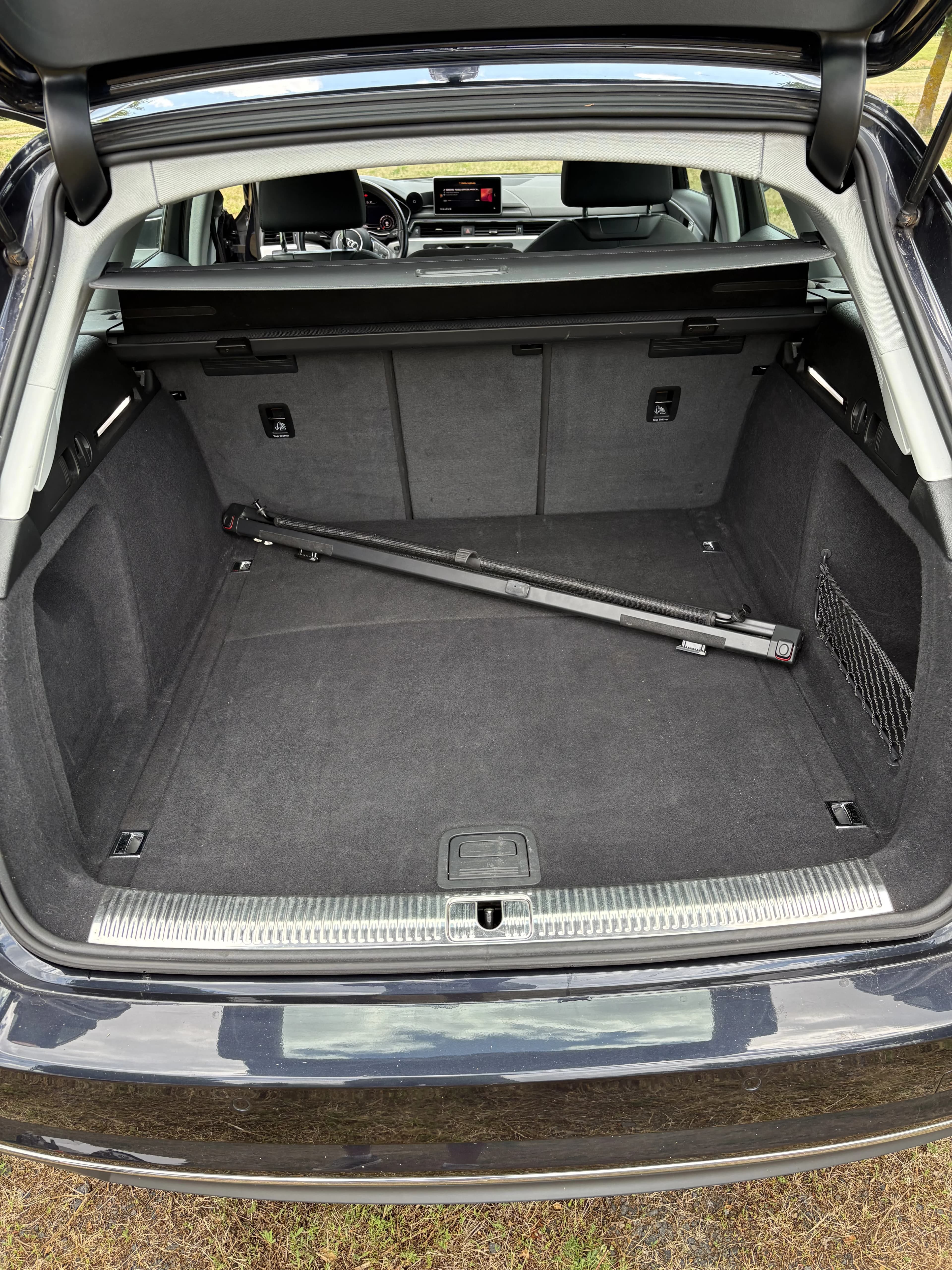 Használt Audi A4 Avant Design S-tronic eladó Zalaegerszegen – fotó 2