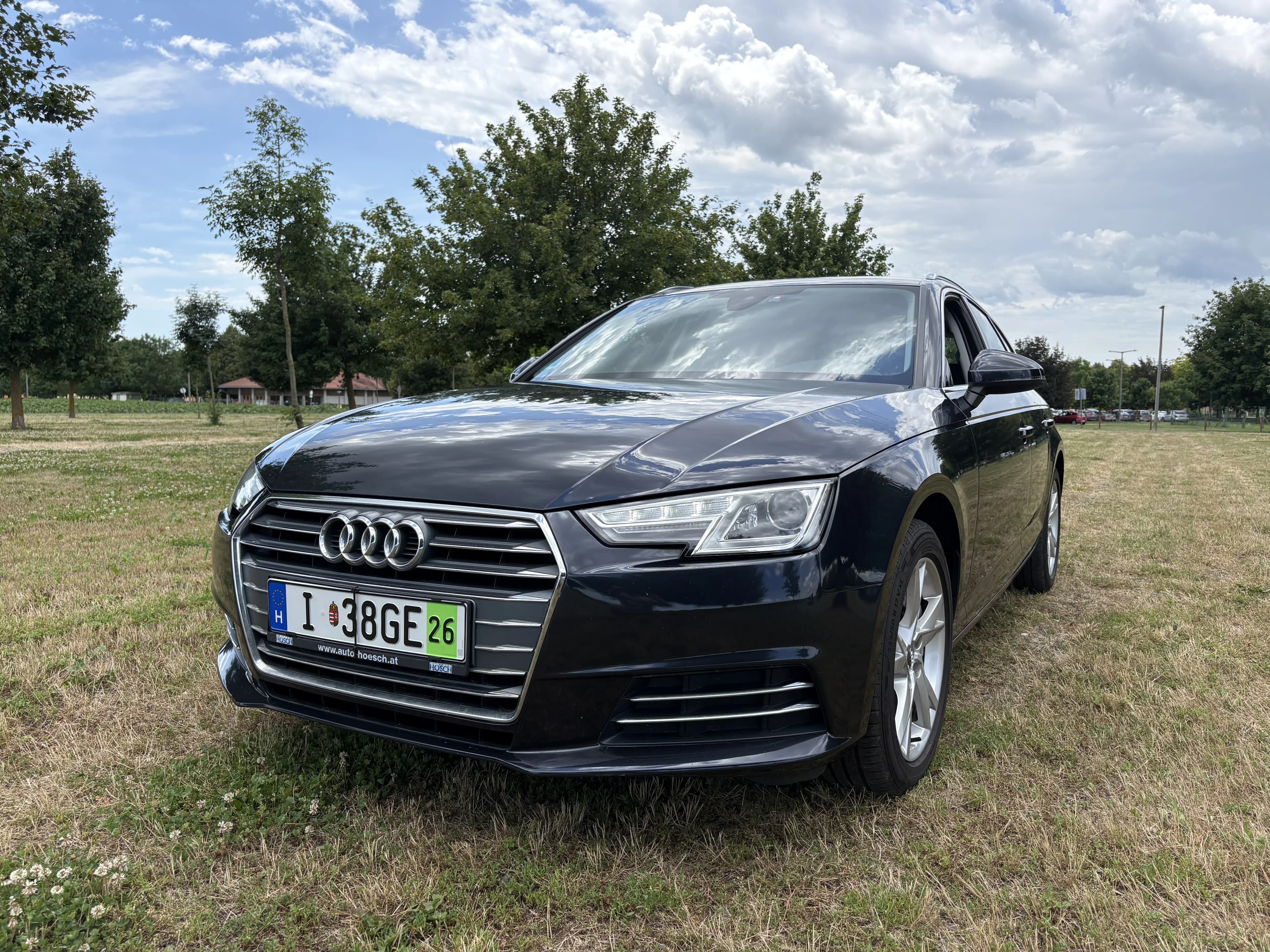 Használt Audi A4 Avant Design S-tronic eladó Zalaegerszegen – fotó 8