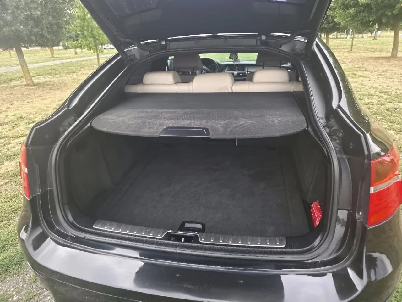 Használt BMW X6 xDrive30d eladó Zalaegerszegen – fotó 6