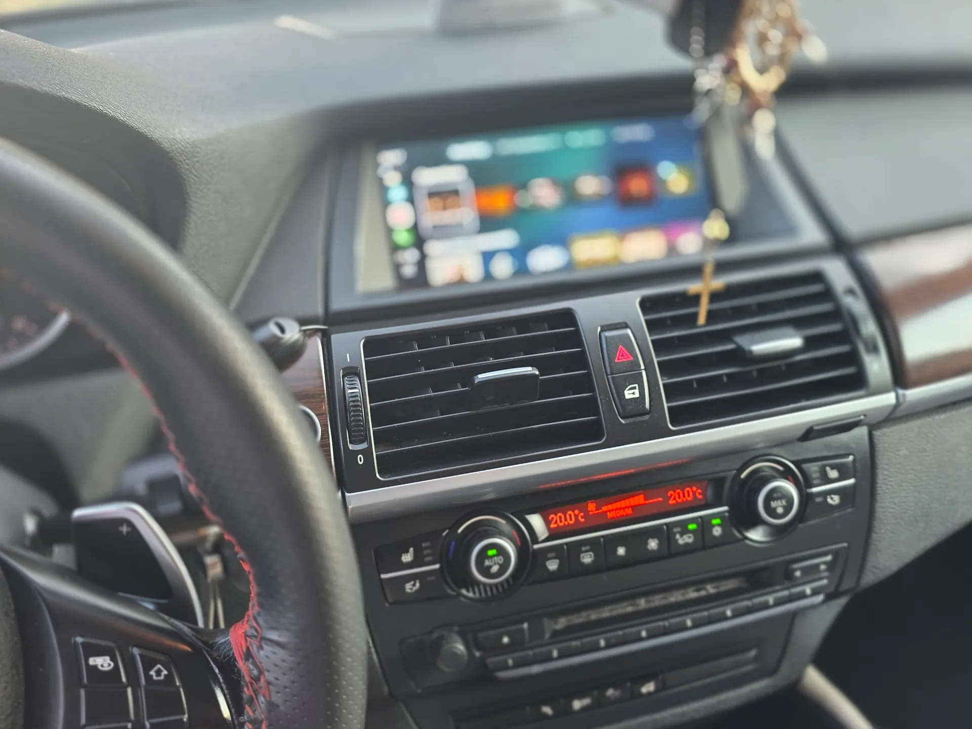 Használt BMW X6 xDrive30d eladó Zalaegerszegen – fotó 24